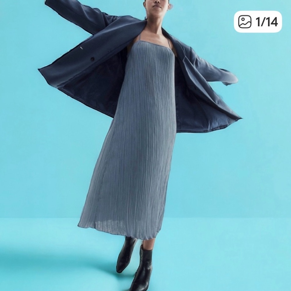 Madewell The Goldie Dress in Plissé - Picture 14 of 14